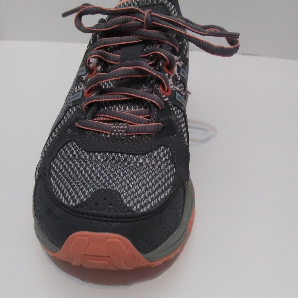 Asics - Picture 3 of 8